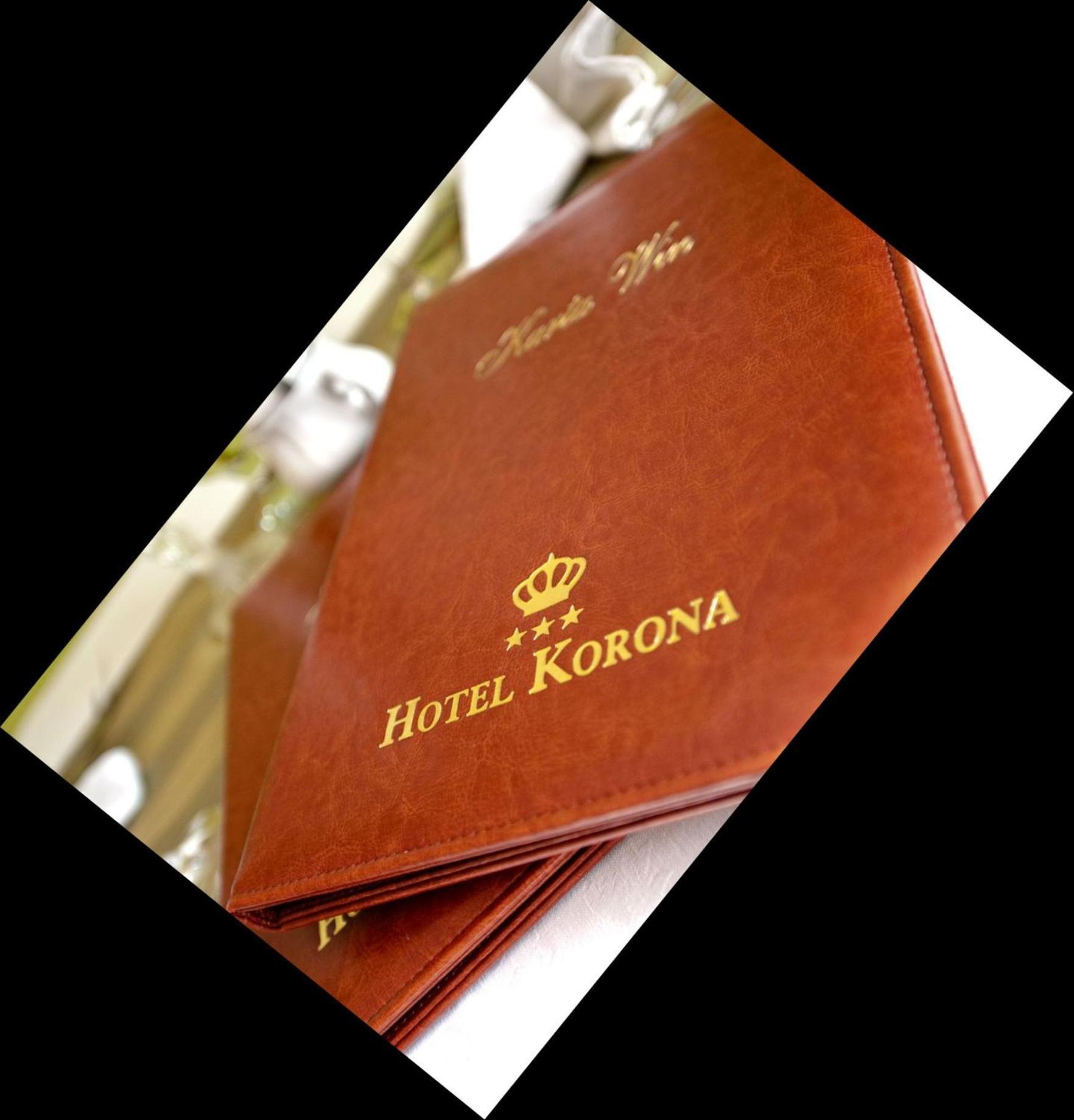 Hotel Korona Sandomierz Bagian luar foto