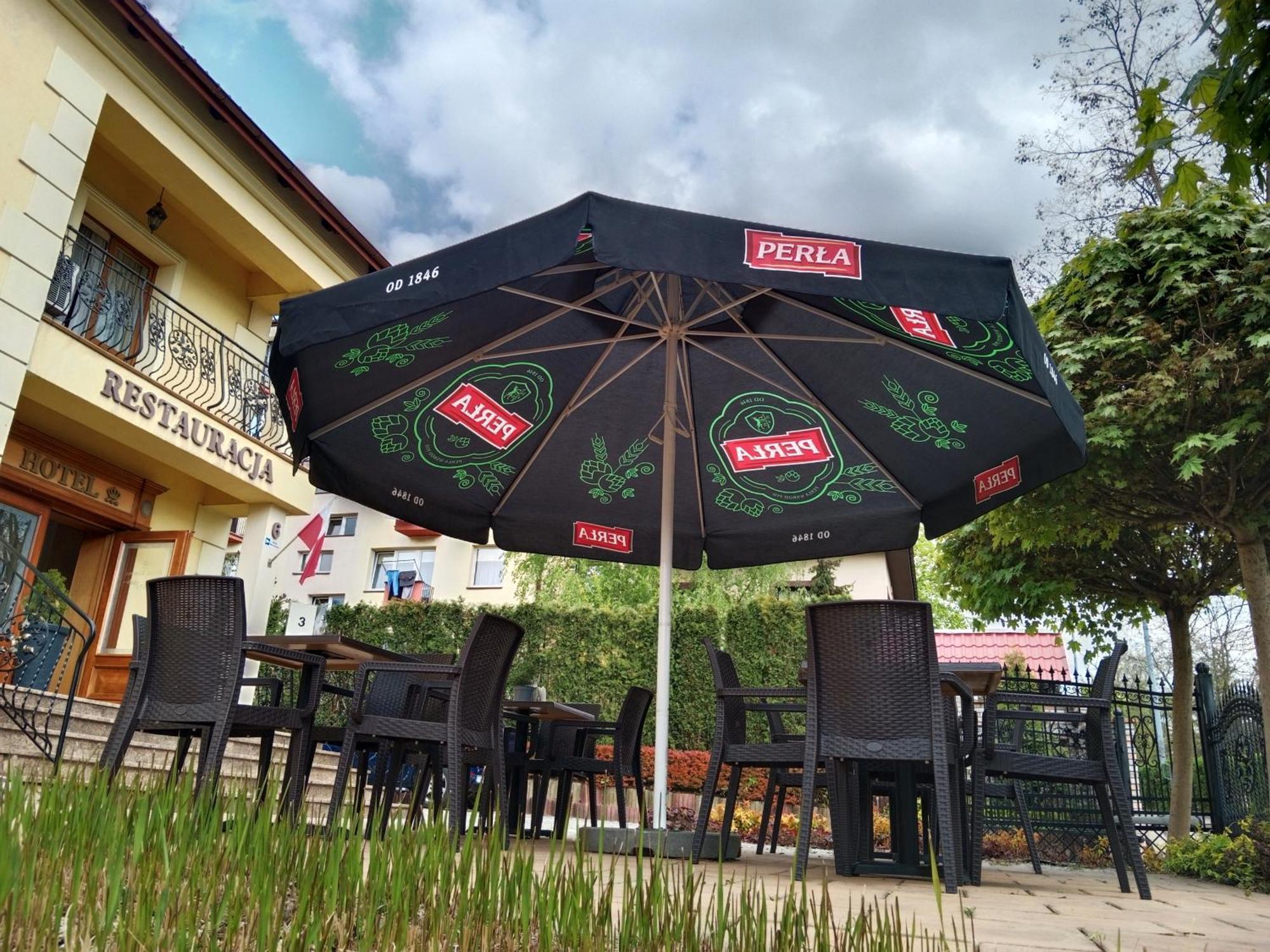 Hotel Korona Sandomierz Bagian luar foto