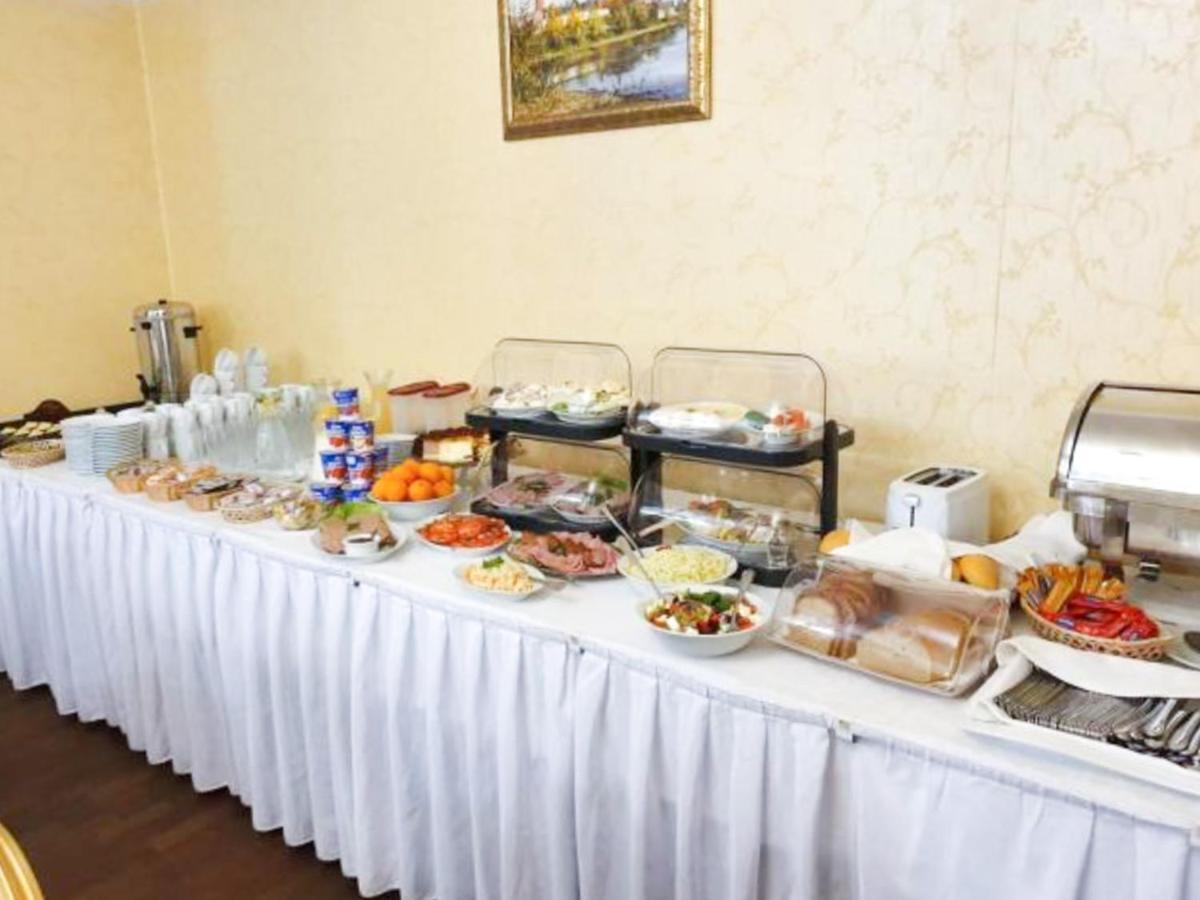 Hotel Korona Sandomierz Bagian luar foto